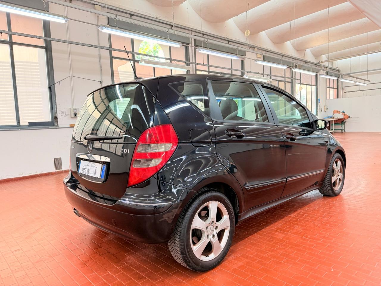 Mercedes A 180 CDI BlueEFFICIENCY Cambio Automatico