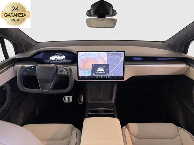 TESLA Model X Plaid trimotor