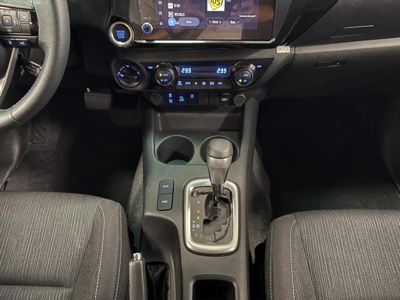 Toyota Hilux MY24 2.4 d-4d double cab Executive