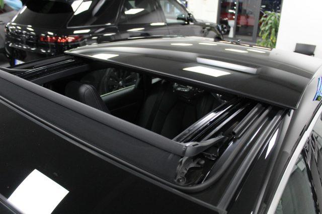 AUDI A3 SPB 2.0 TDI S-Tronic S-Line KM0 MY26