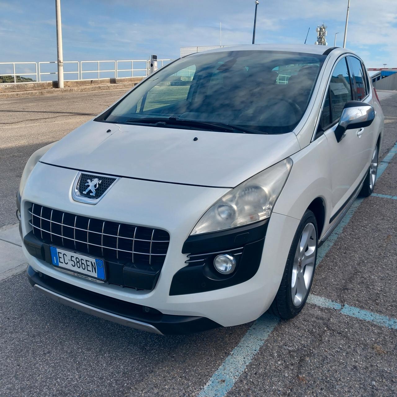 Peugeot 3008 2.0 HDi 110CV Business