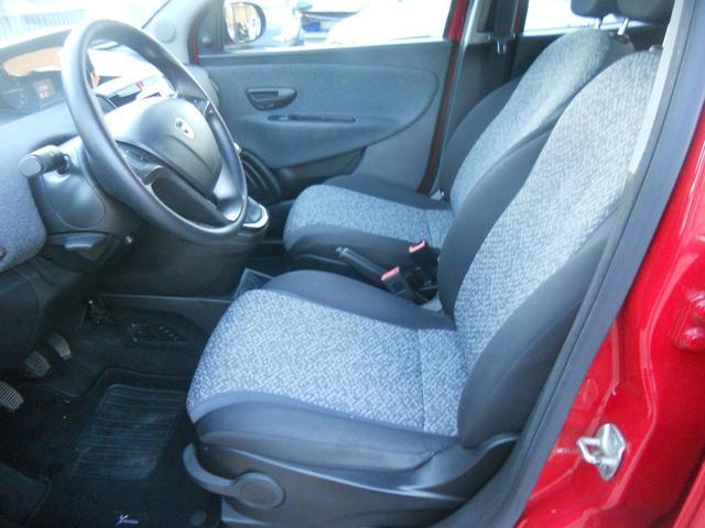 LANCIA Ypsilon 1.0 FireFly 5 porte S&S Hybrid Silver