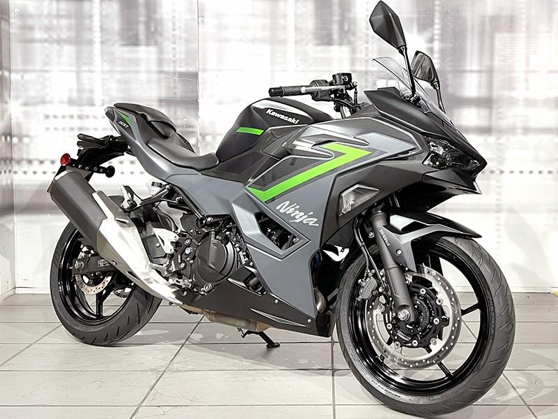 Kawasaki Ninja 500 SE