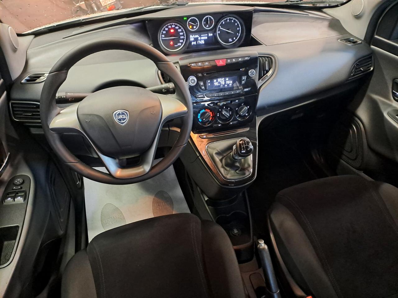 LANCIA YPSILON 1.2 BENZINA *OK NEOPATENTATI*