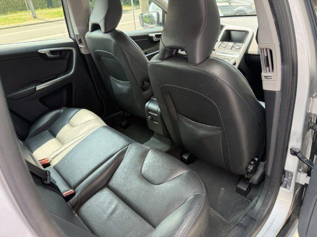 VOLVO XC60 D4 Summum COME NUOVA UNIPRO POCHI KM MANUALE