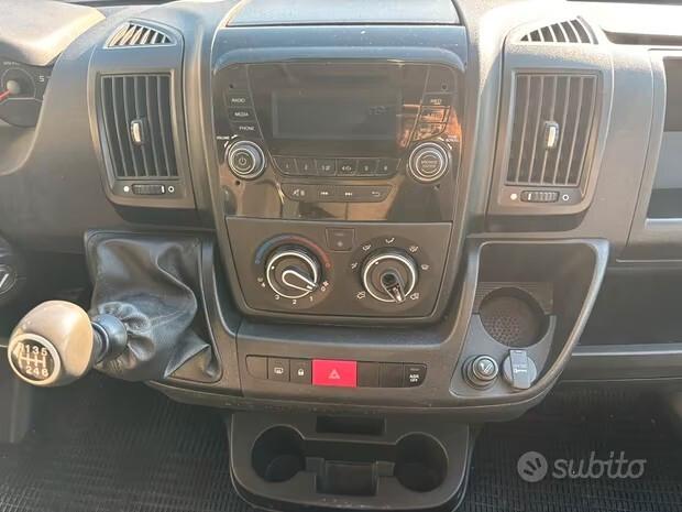 Peugeot Boxer 330 2.2 Diesel 140 cv L2H2