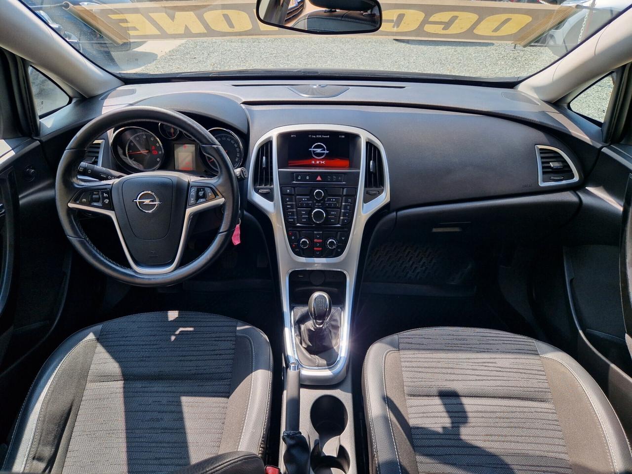 Opel Astra Sports Tourer 1.4 Turbo 140 Cv E6