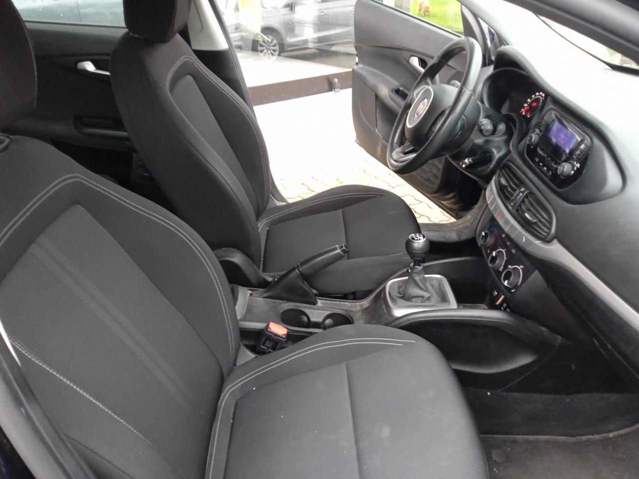 Fiat Tipo LOUNGE VOLANTE MULTIFUNZIONI SENS PARK POSTERIORI CERCHI IN LEGA ADATTA X NEOPATENTETI