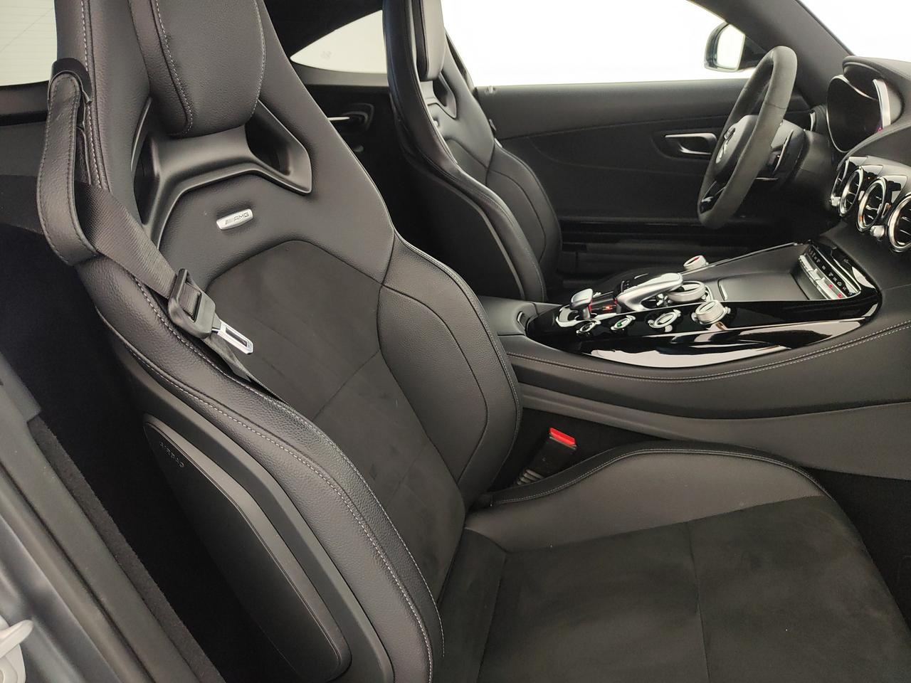 Mercedes-Benz AMG GT 4.0 476cv auto