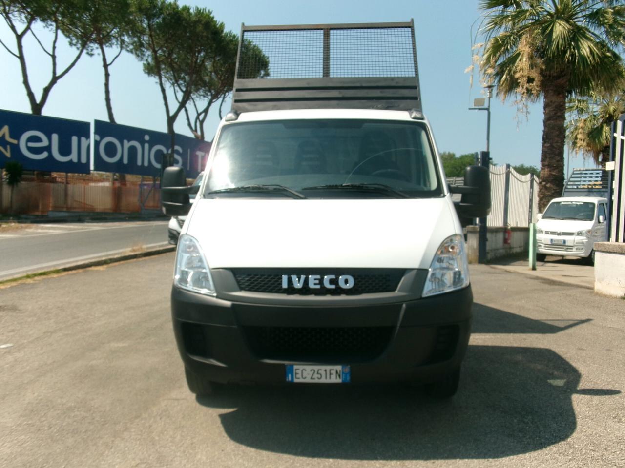 Iveco Daily 35C13 2.3 130CV RIBALTABILE TRILATERALE