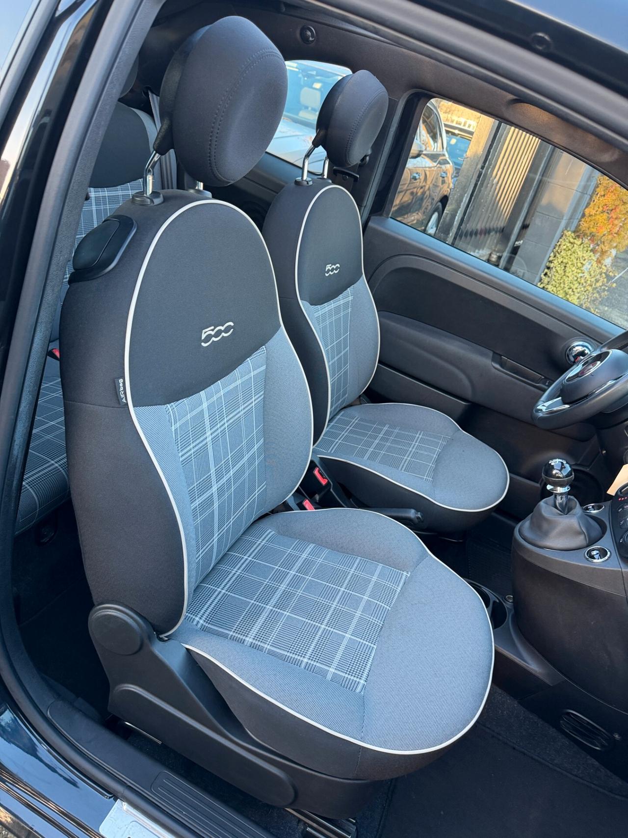 Fiat 500 C 1.0 Hybrid Lounge BLACK EDITION