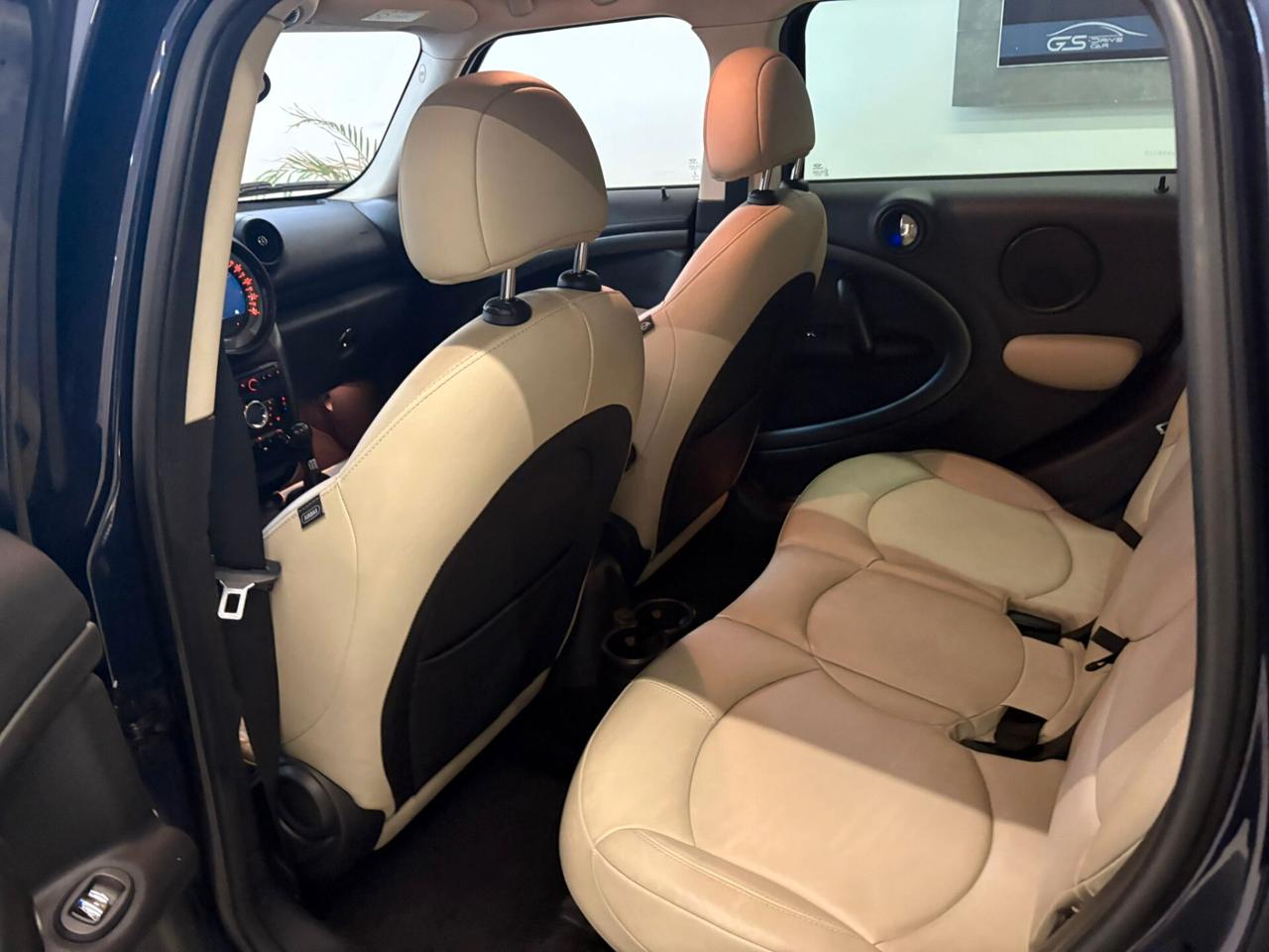 Mini Cooper SD Countryman 2000cc 143cv automatico