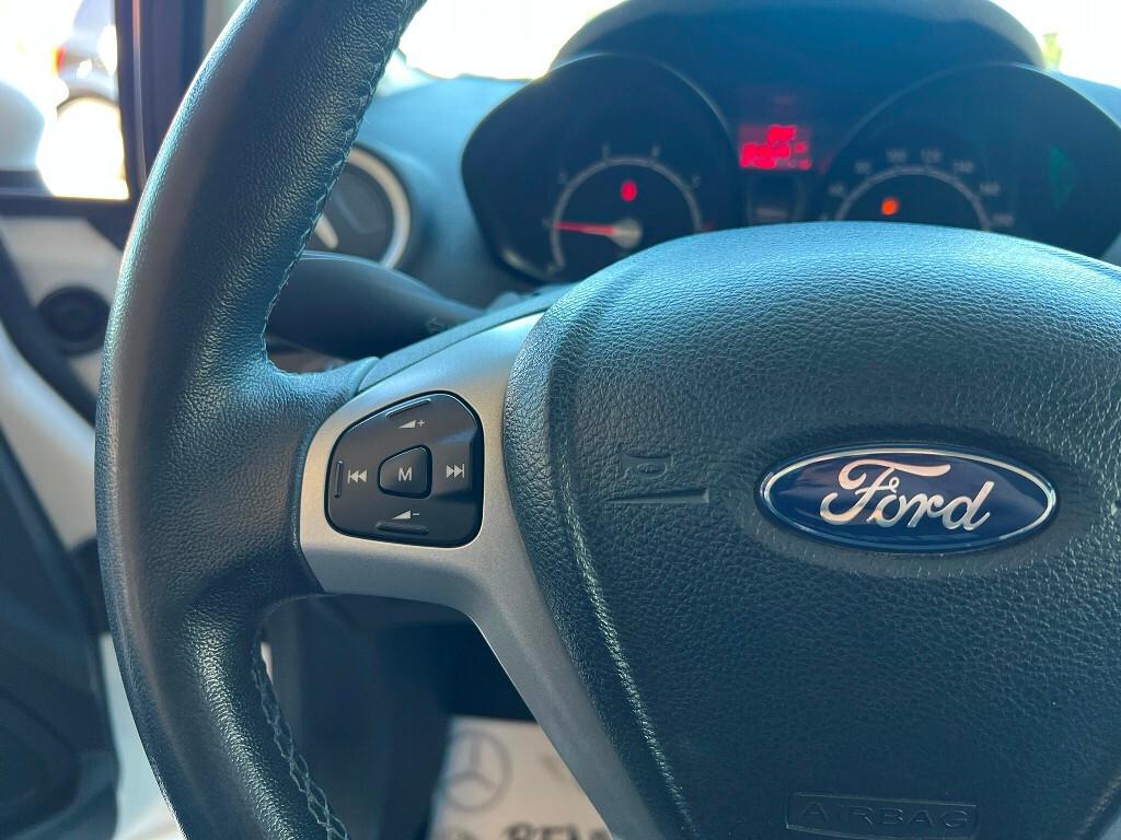Ford Fiesta 5P Trend 1.4 Benzina/Gpl della Casa Euro 5B