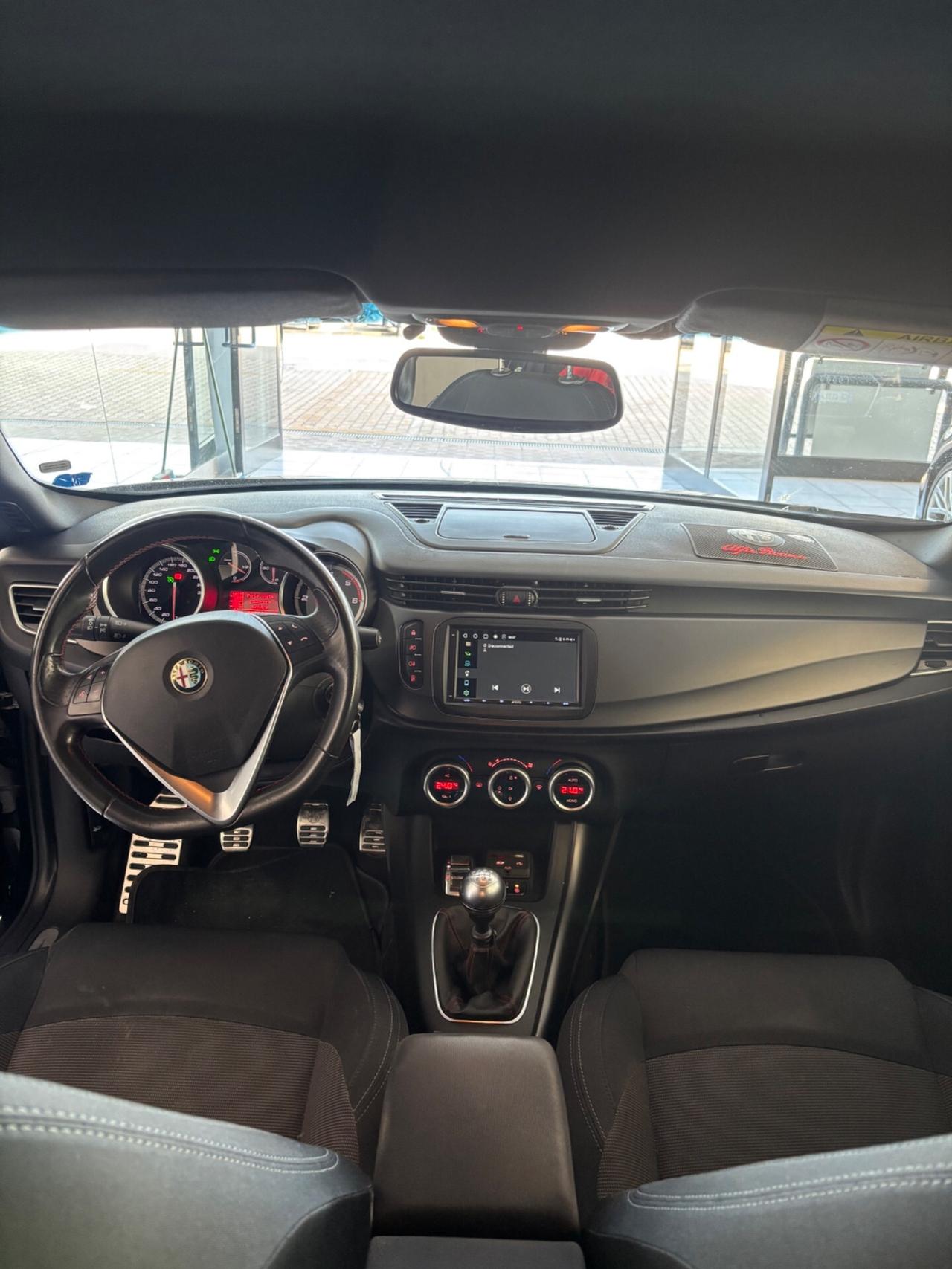 Alfa Romeo Giulietta 1.6 JTDm-2 120 CV Exclusive