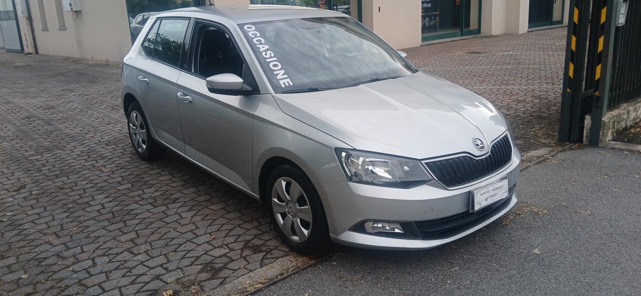 Neopatentati Skoda Fabia 1000 benzina