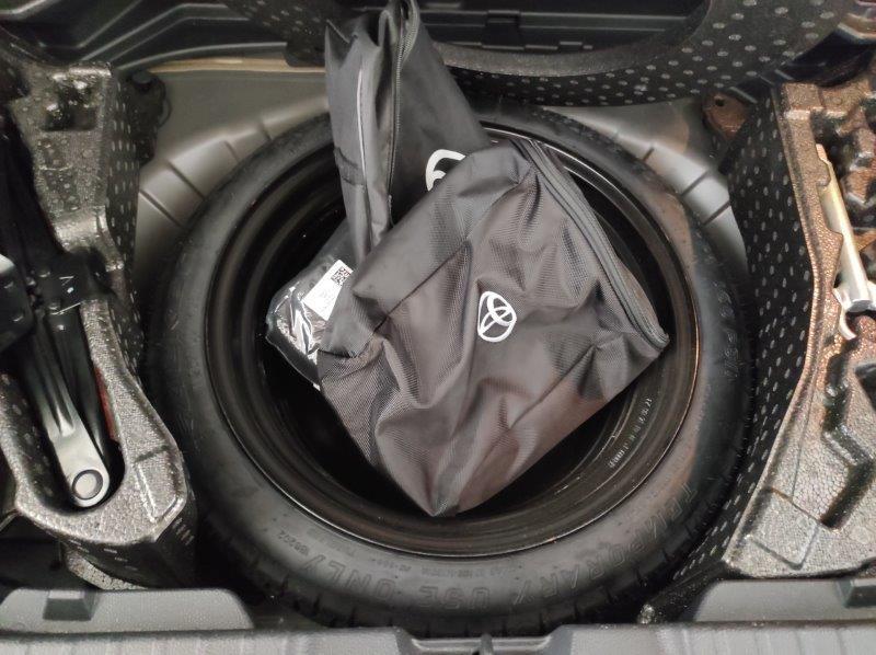 TOYOTA Corolla (2018-->) - Corolla Active 1.8 Hybrid