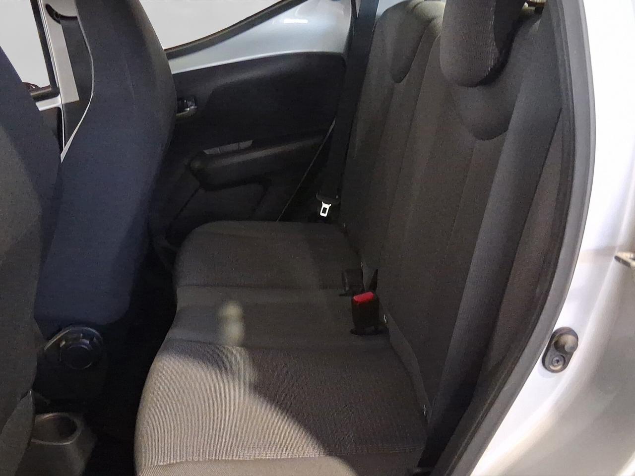 Toyota Aygo Connect 1.0 VVT-i 72 CV 5 porte x-play MMT