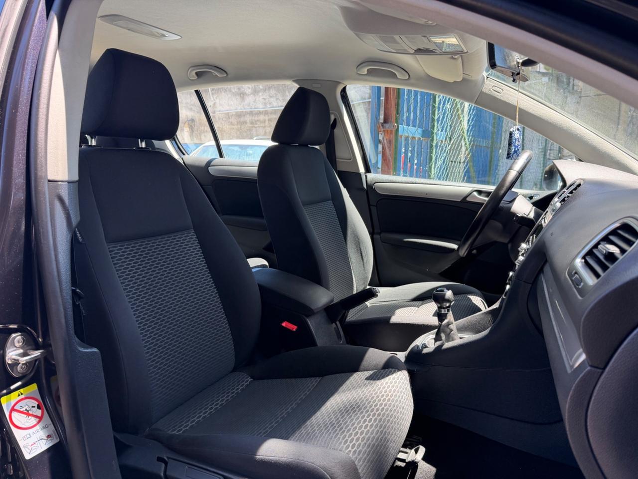 Volkswagen Golf VI 1.6 TDI Comfortline