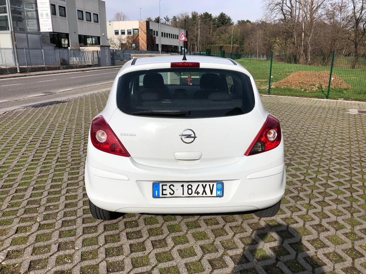 Opel Corsa 1.2 85CV 3 porte GPL-TECH b-color*Clima*Aux*Neopatentati