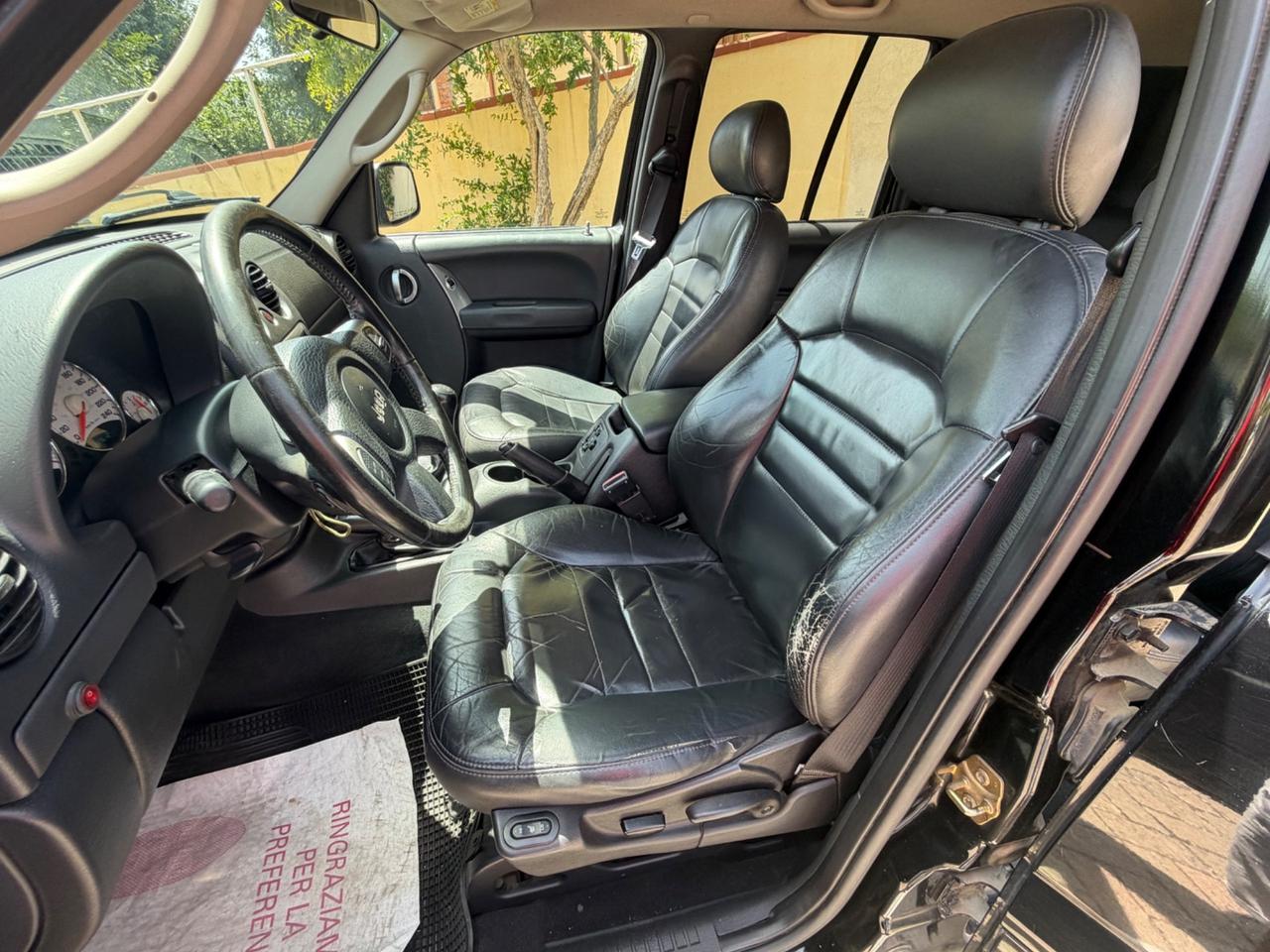 Jeep Cherokee 2.5 CRD Sport