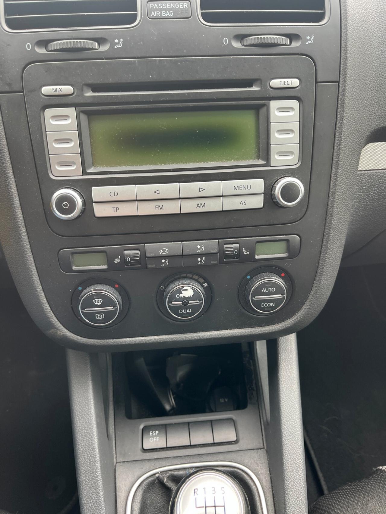 Volkswagen Golf 1.9 TDI DPF 5p. Sportline