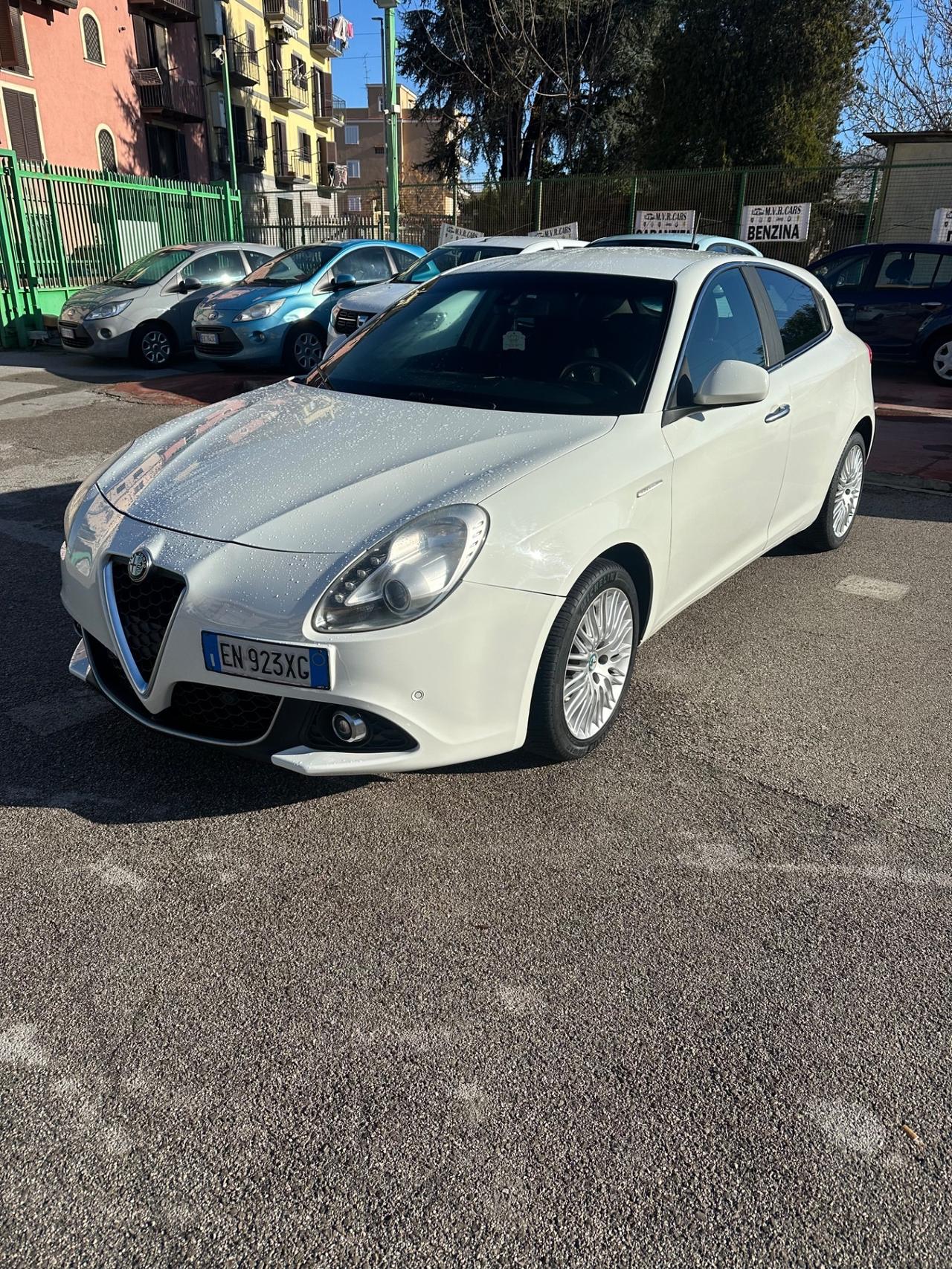 Alfa Romeo Giulietta 1.6 JTDm-2 105 CV Exclusive