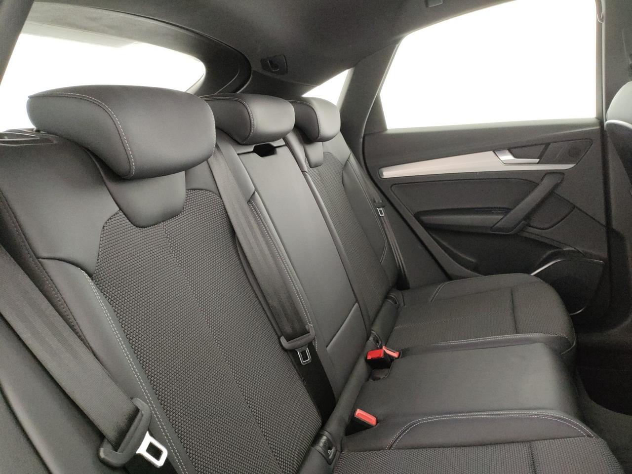 Audi Q5 sportback 40 2.0 tdi mhev 12v s line plus quattro s-tronic