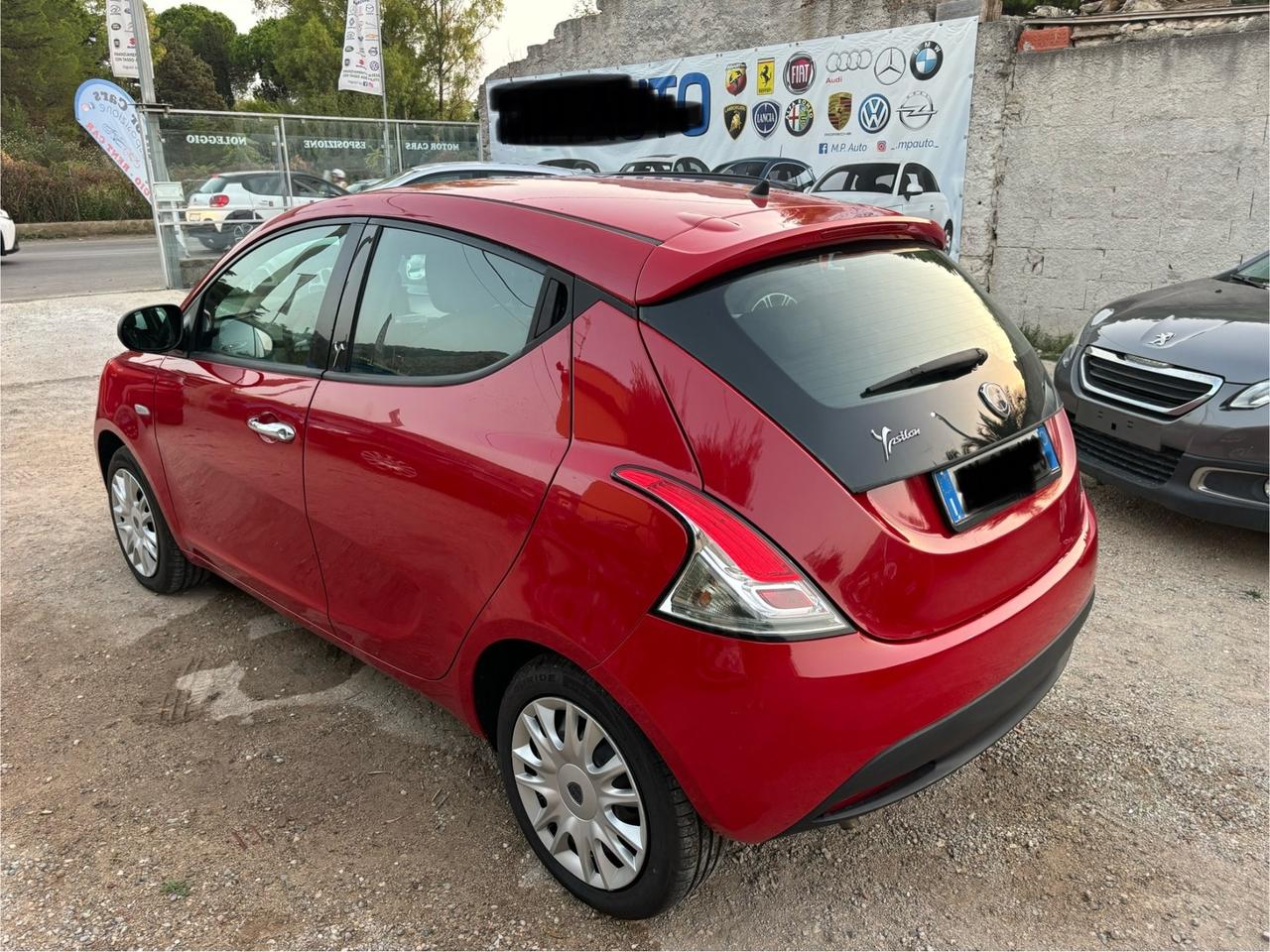 Lancia Ypsilon 1.2 69 CV 5 porte GPL Ecochic Gold