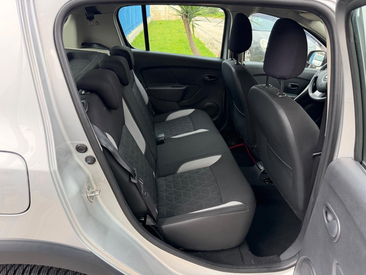 Dacia Sandero Stepway 0.9 benz GPL casa madre 2016