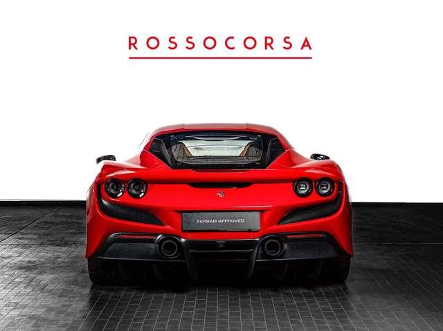 Ferrari F8 Tributo