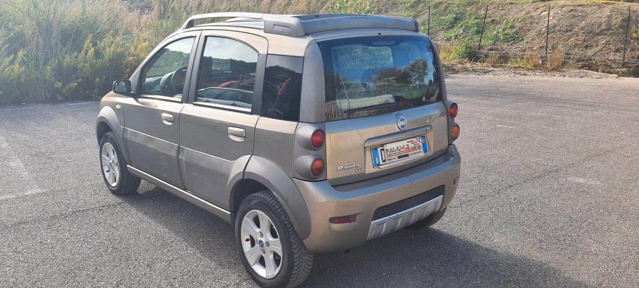 Fiat Panda 1.3 MJT 4x4 Cross