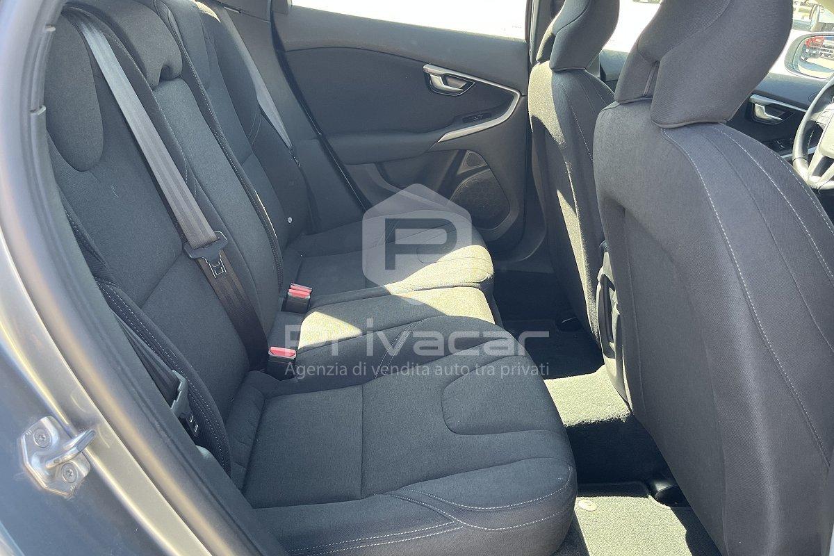 VOLVO V40 D2 Kinetic
