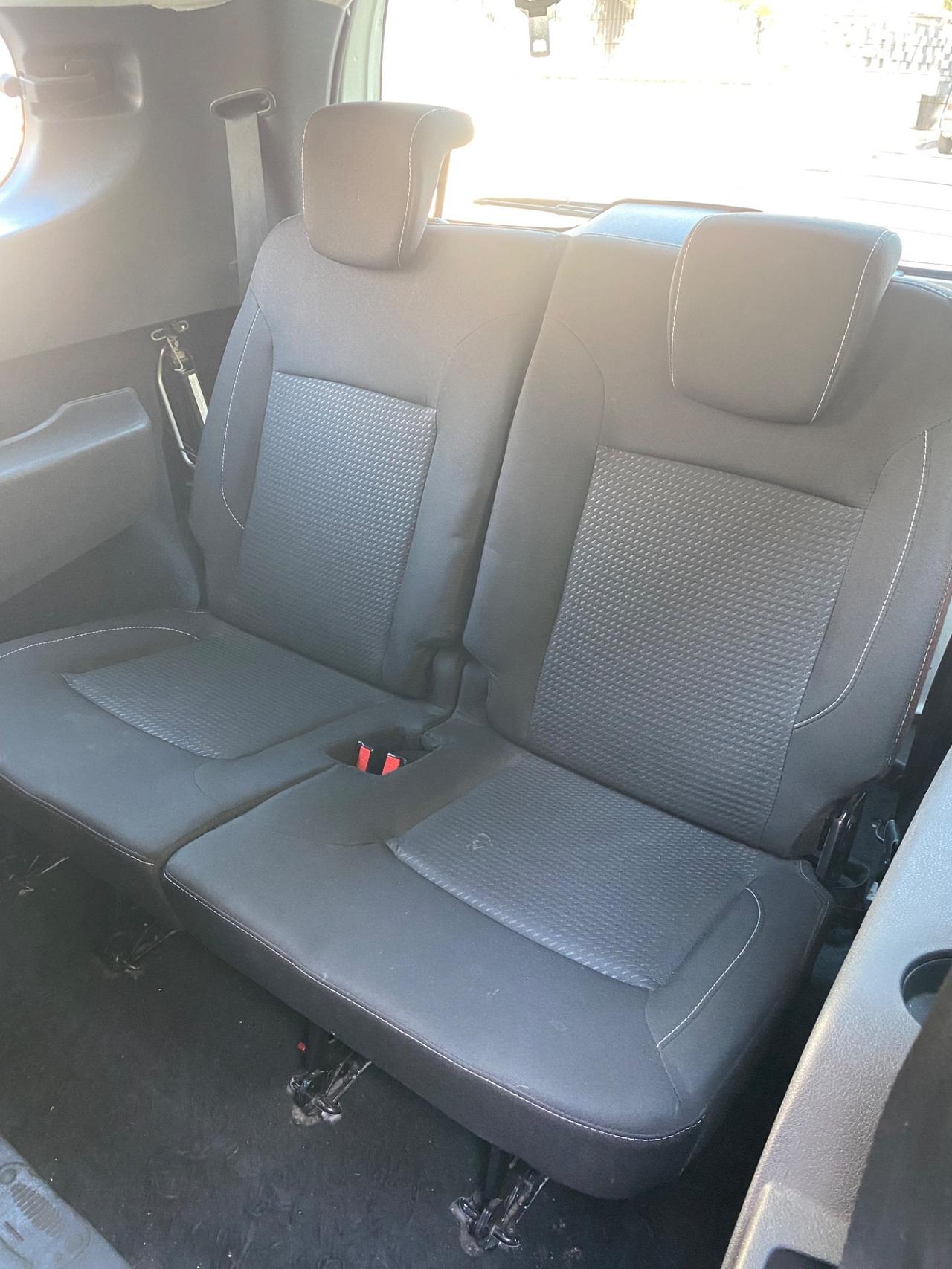 Dacia Lodgy 1.5 Dci 7 Posti Anno 2021 TAGLIANDATA