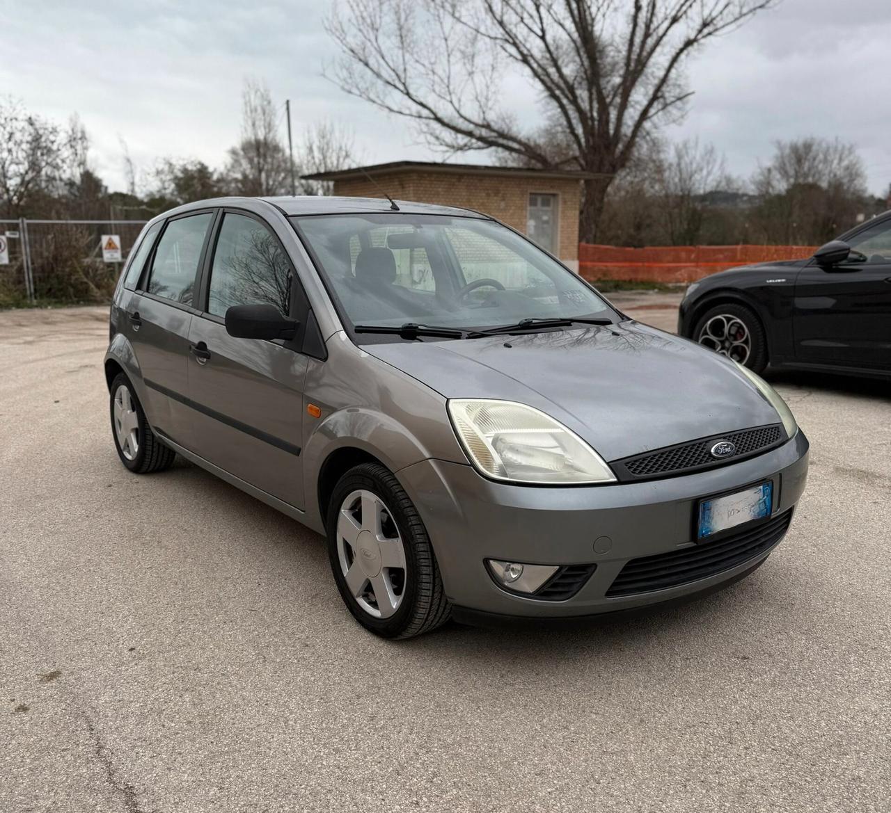 Ford Fiesta 140.000 km OK NEOPATENTATI