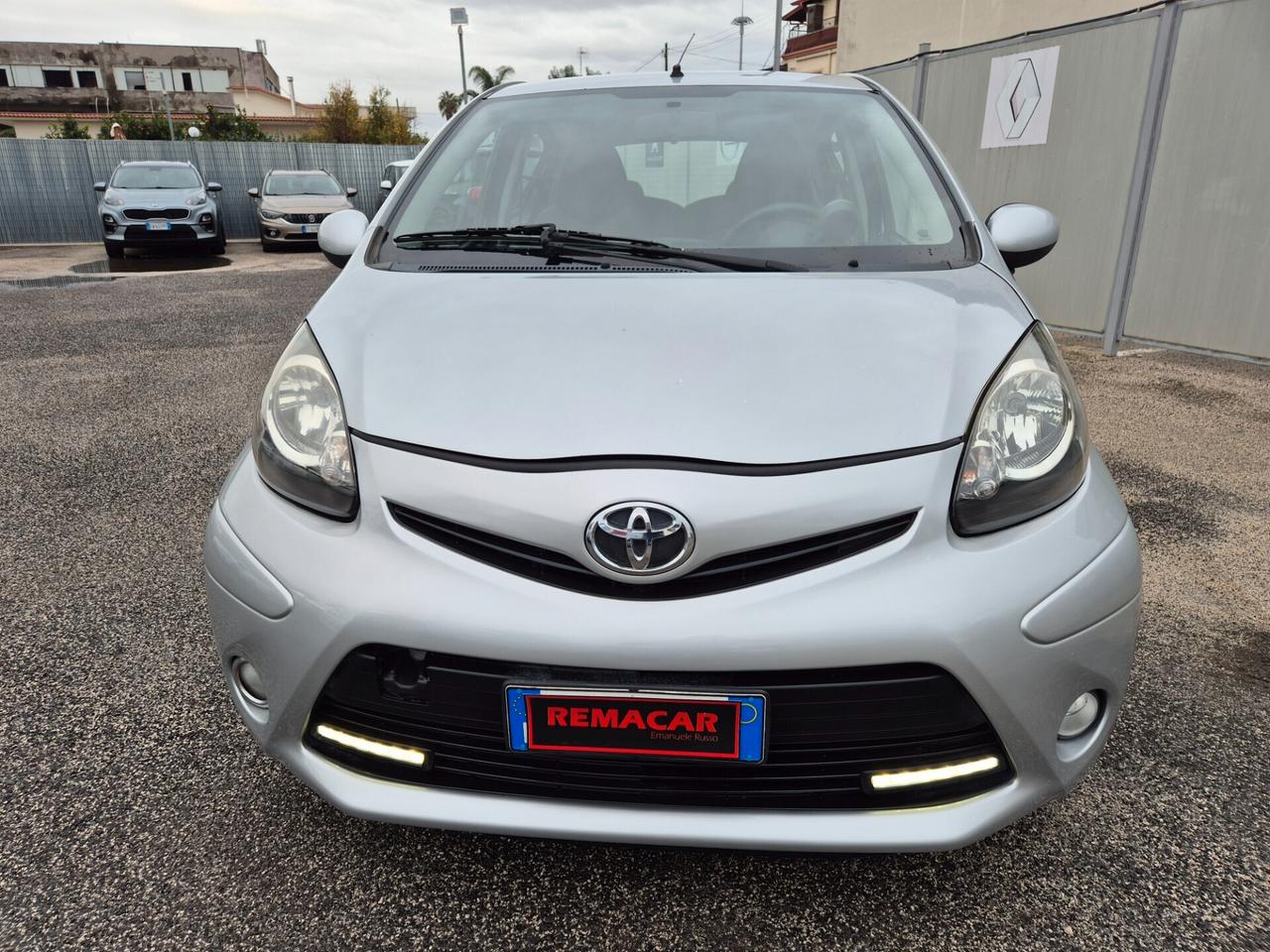 Toyota AYGO 1.0 VVT-i 5 porte AUTOMATICA RESTAYLIN NUOVA FULL