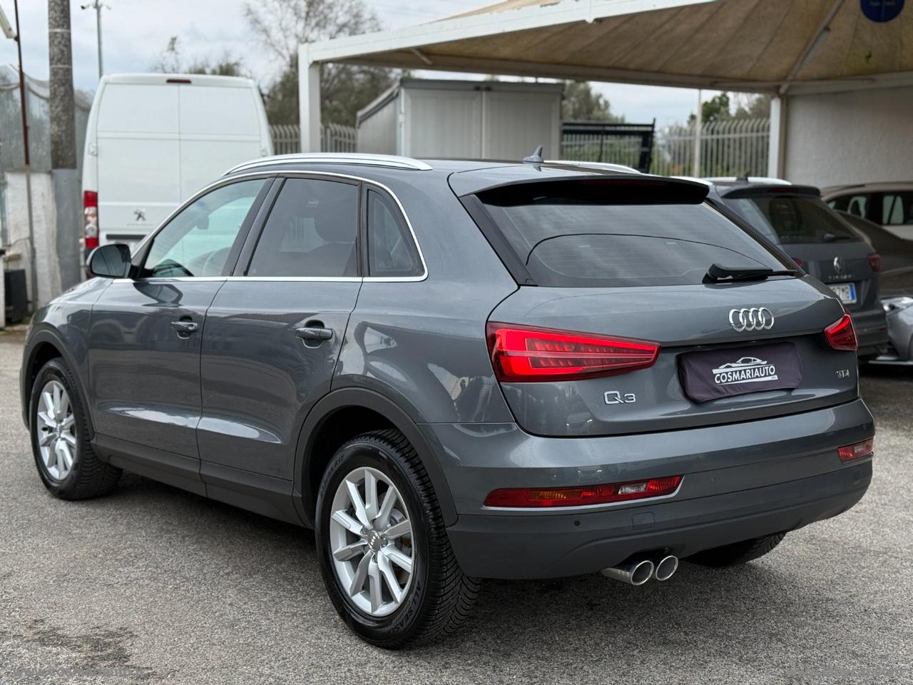 AUDI Q3 2.0 TDI 120CV Business