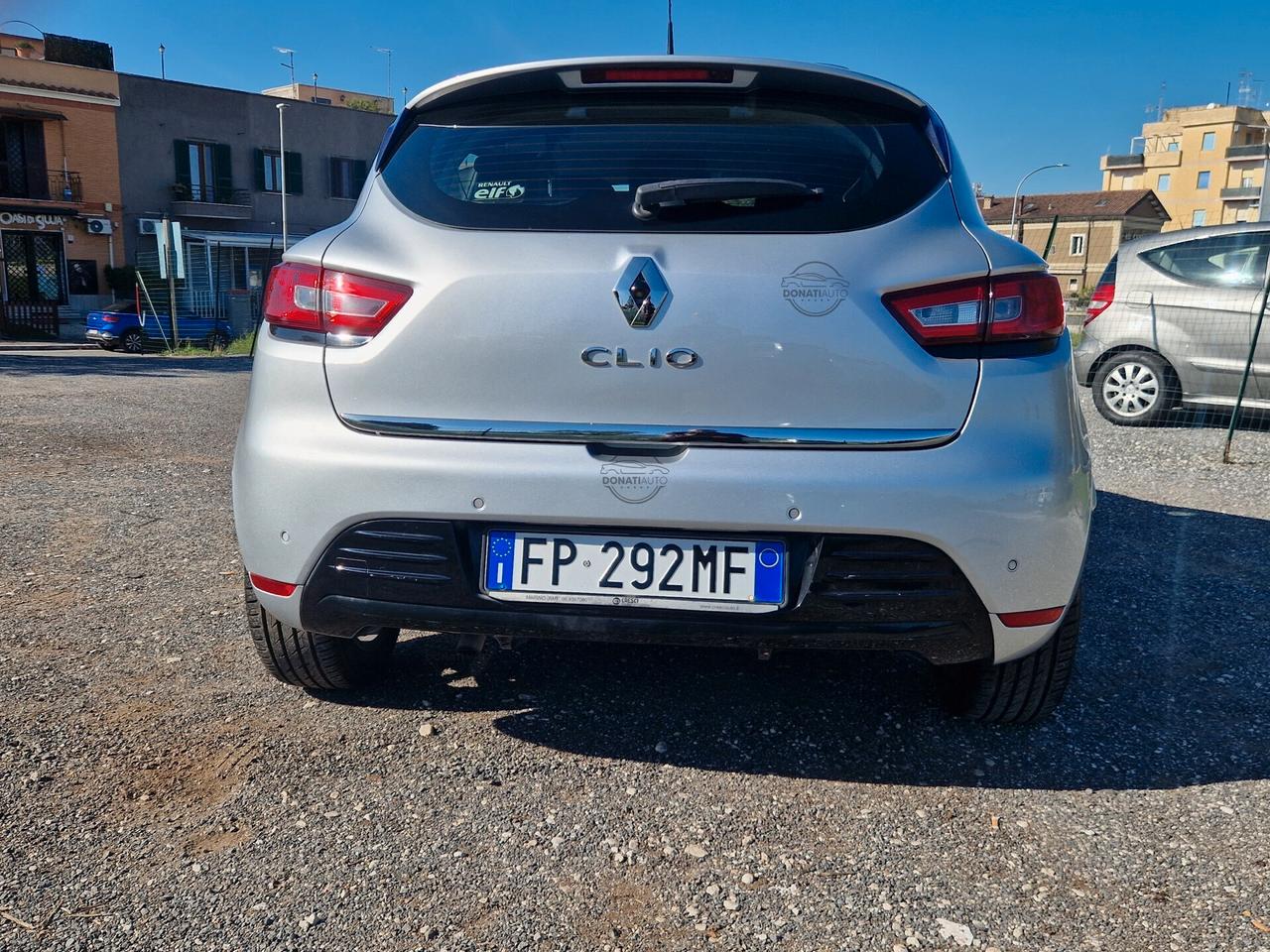 Renault Clio 90 CV 5 porte EURO6B VENDUTA