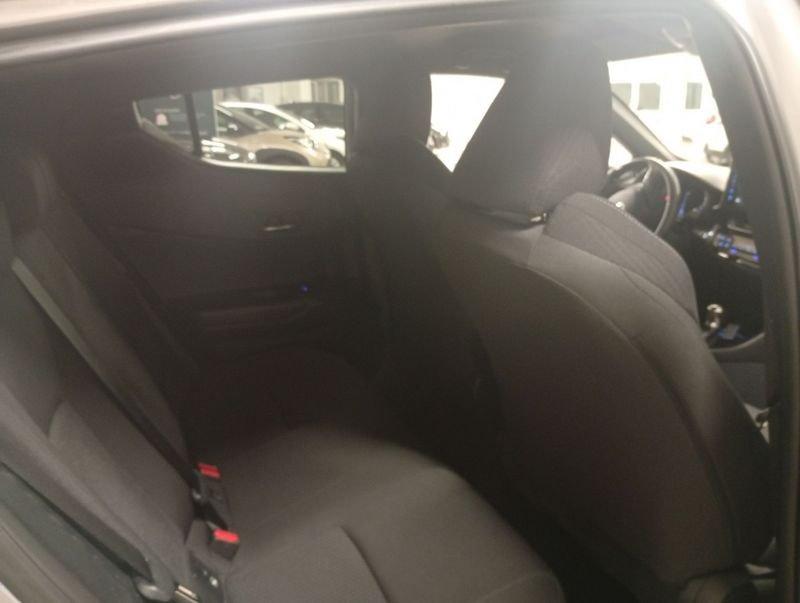 Toyota C-HR C-HR 1.8 Hybrid E-CVT Style