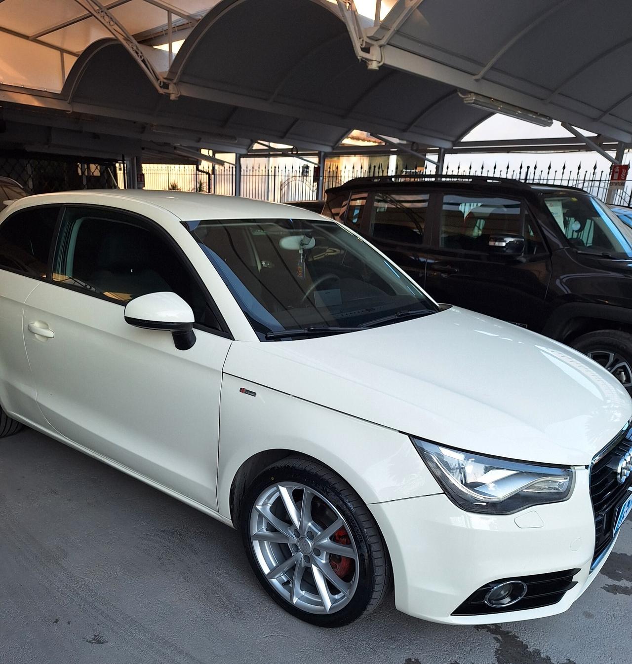 Audi A1 1.6 TDI 90 cv Ambition 2012