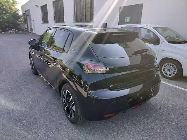 Peugeot 208 motore elettrico 136 CV Allure