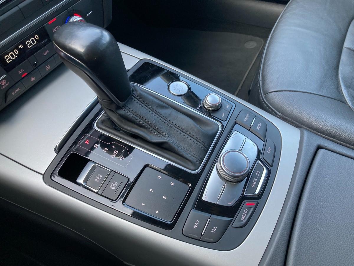 AUDI A6 Avant 2.0TDI ultra Business Plus 190cv s-tronic