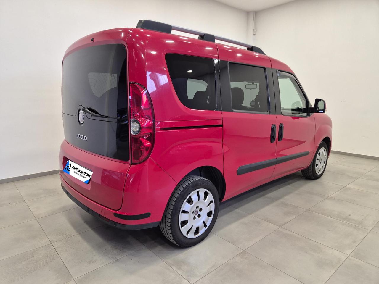 Fiat Doblo 1.6 mjt 16v Dynamic - UNIPROPRIETARIO - NEOPATENTATI - navi - sens. post.