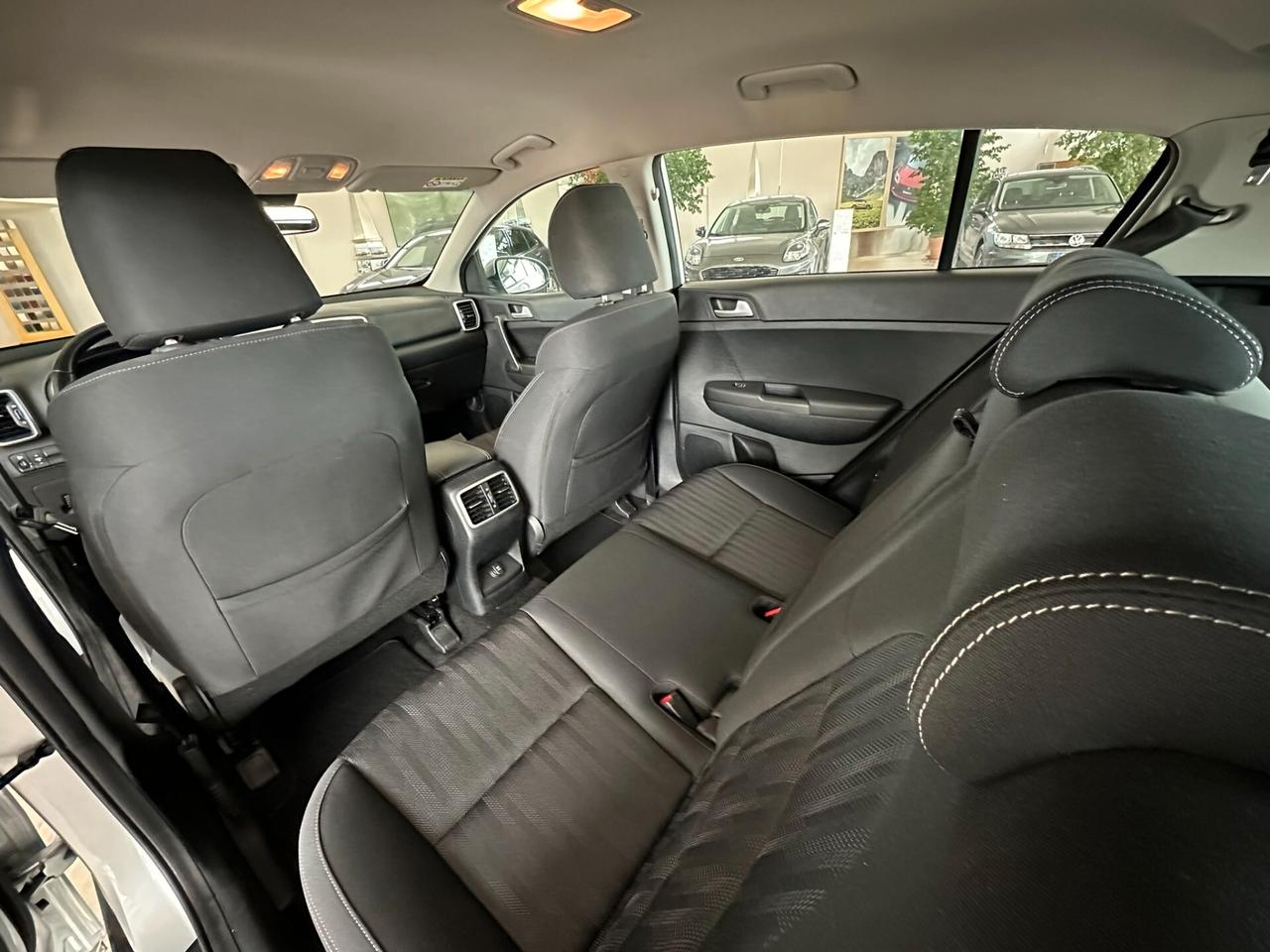 Kia Sportage 1.6 CRDI 136 CV 2WD Mild Hybrid Urban
