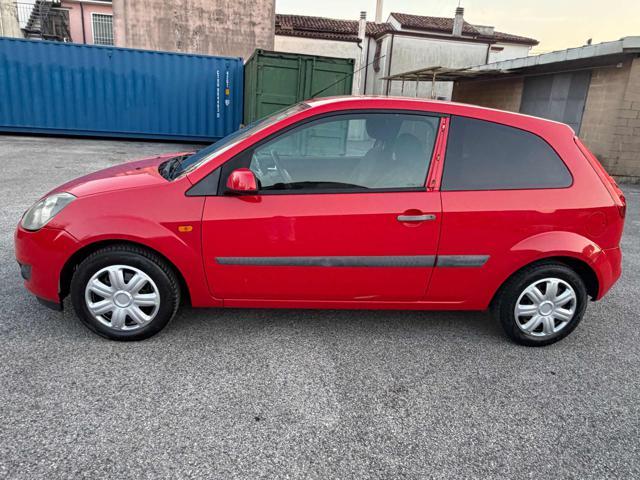 FORD Fiesta 1.4 TDCi 3p. Ghia senza nessun lavoro da fare