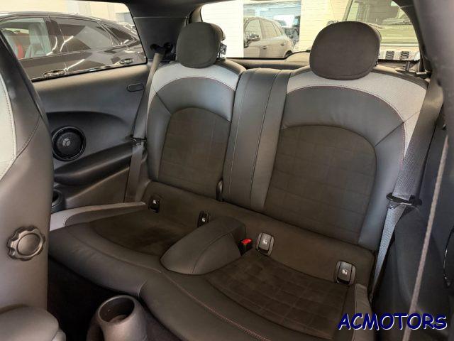 MINI John Cooper Works 2.0 John Cooper Works