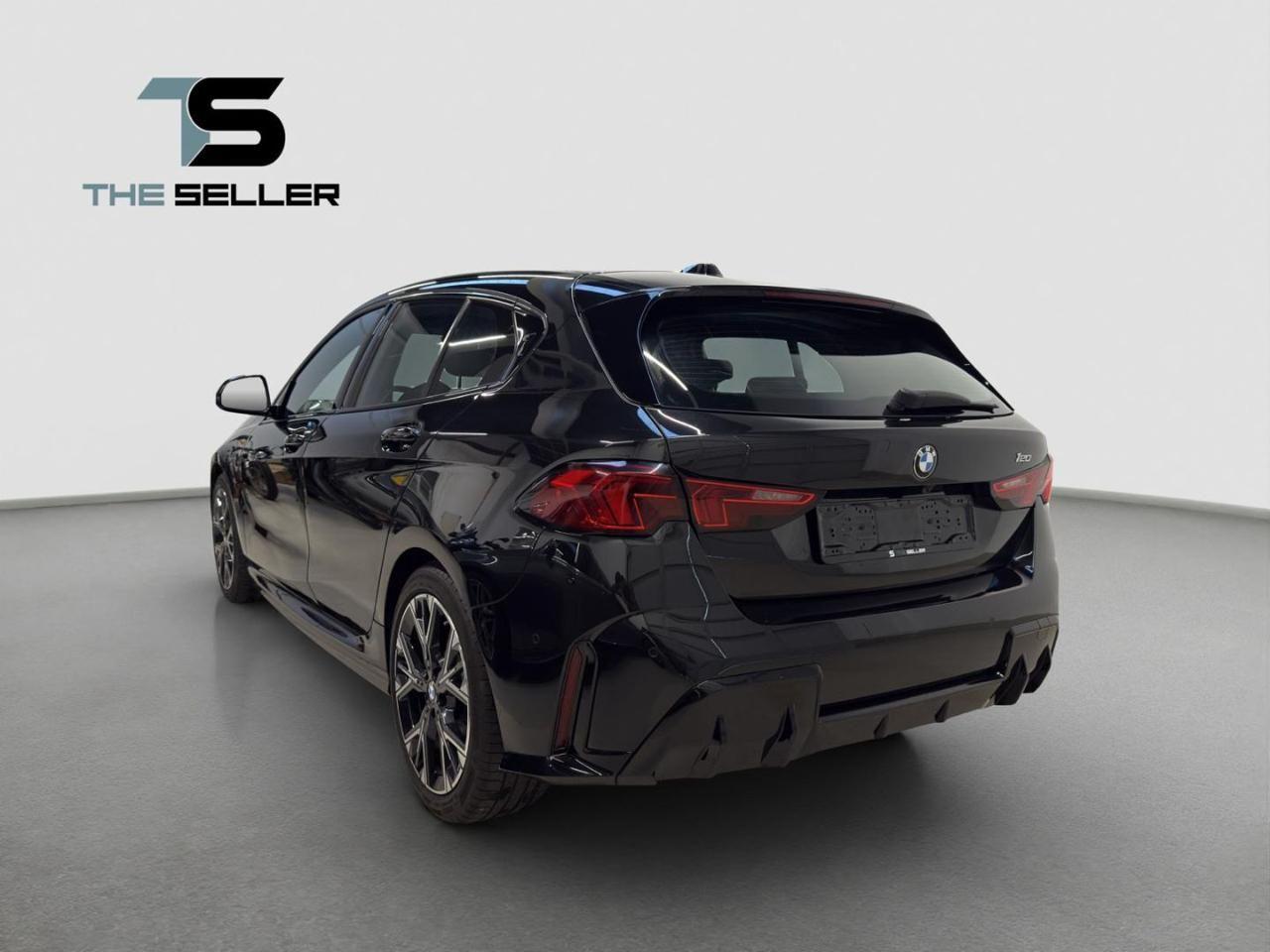 BMW 120 48V MSport*FORMULA S*