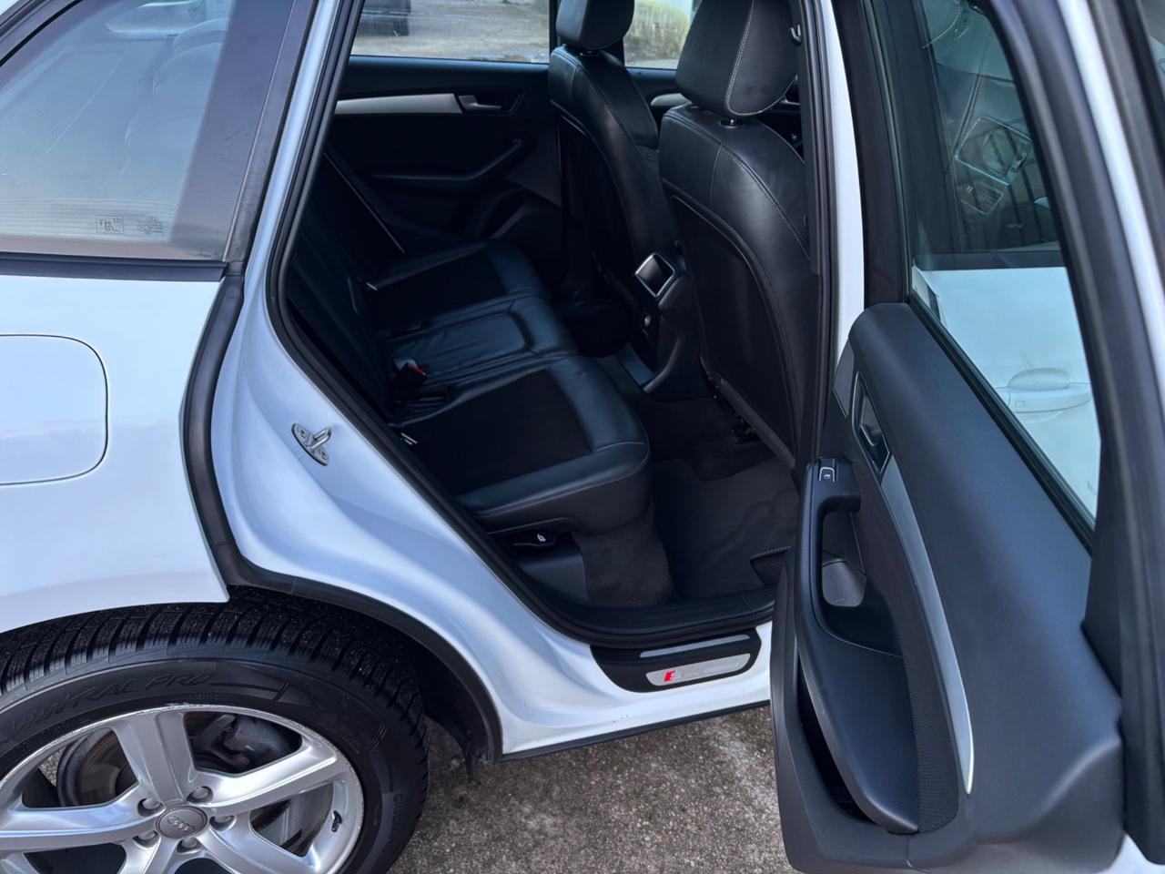 Audi Q5 2.0 TDI 177CV S line. QUATTRO S tronic