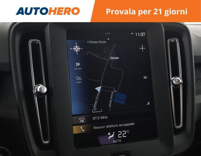 VOLVO XC40 T2 Geartronic Momentum Core