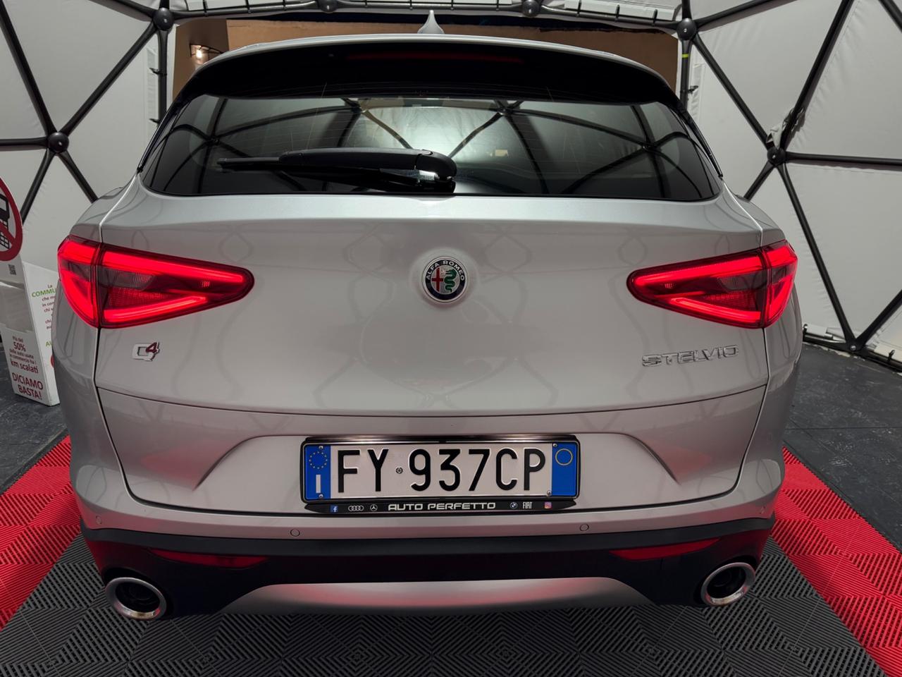 Alfa Romeo Stelvio 2.2 Turbodiesel 210 CV AT8 Q4 Super