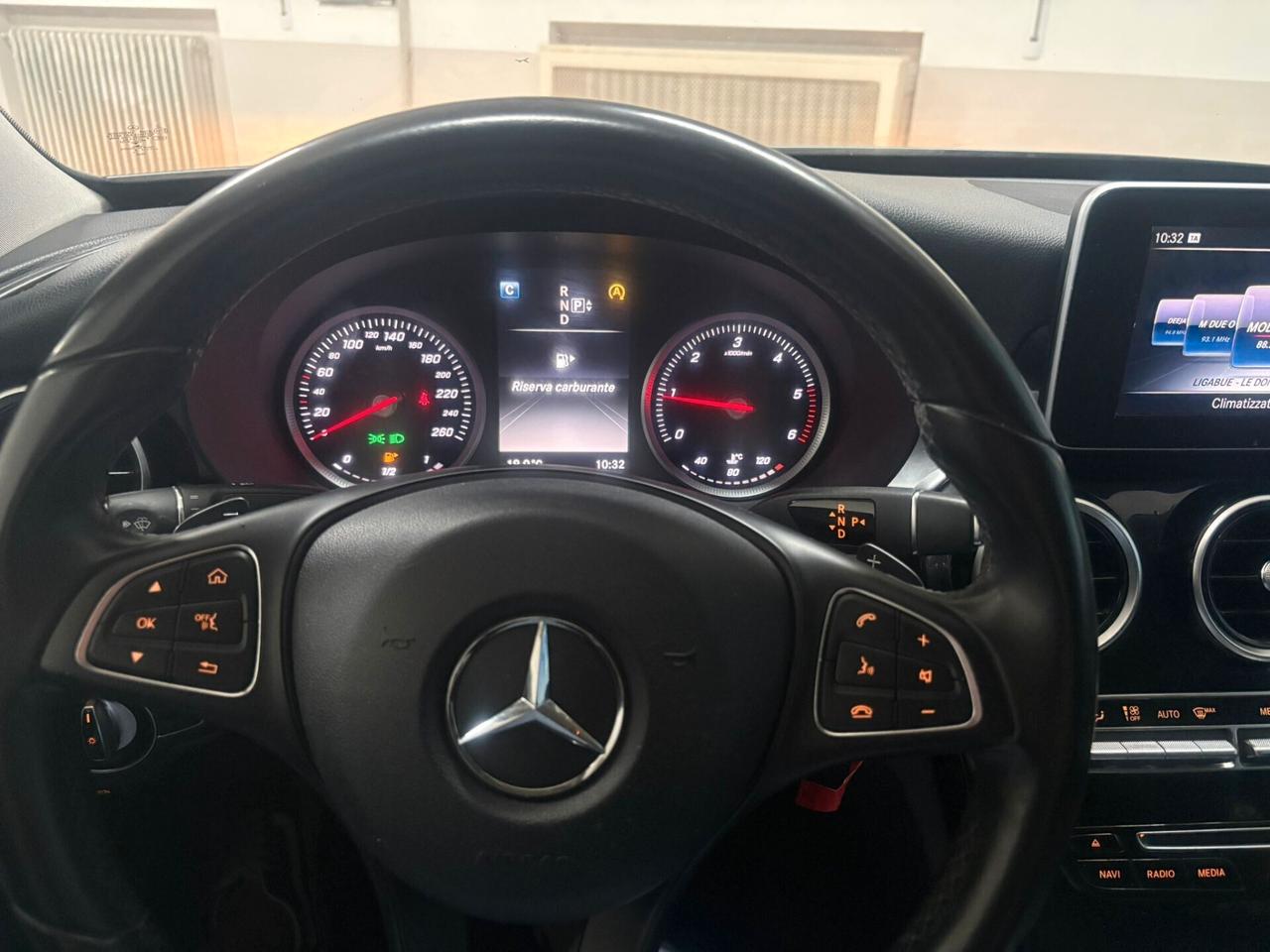 Mercedes-benz C 180 d Auto Premium Plus